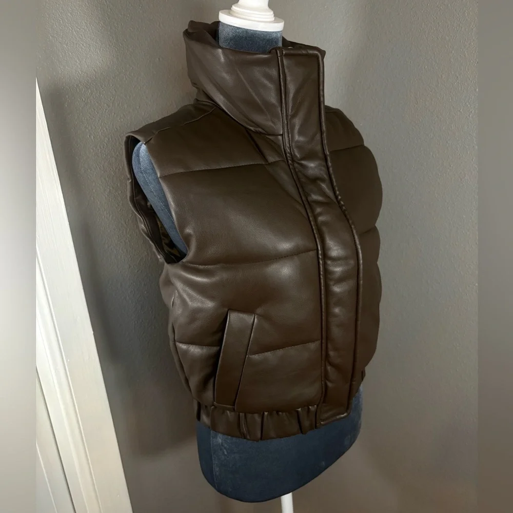 Abercrombie & Fitch Ultra Collection Vegan Leather Brown Puffer Vest Size XS